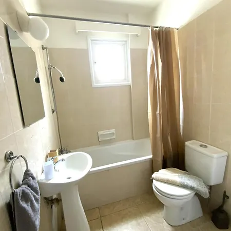 2 Beachside Apts, 5min Walk To Shore With Internet