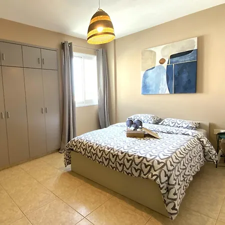 2 Beachside Apts, 5min Walk To Shore With Internet Appartamento Larnaca