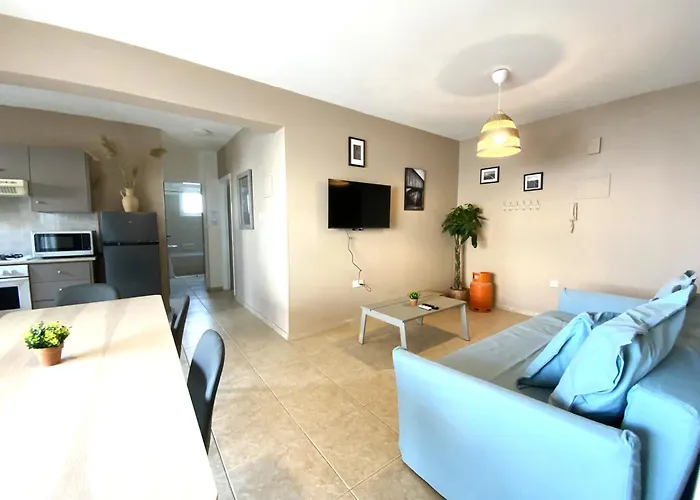 Διαμέρισμα 2 Beachside Apts, 5min Walk To Shore With Internet *