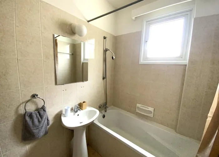 2 Beachside Apts, 5min Walk To Shore With Internet Διαμέρισμα *