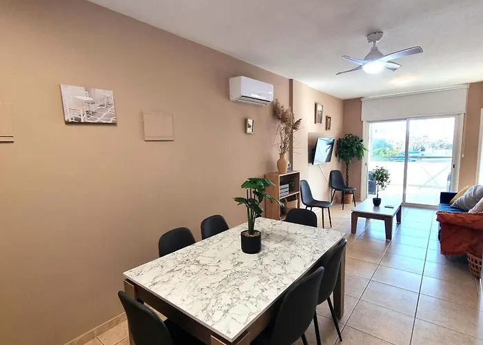 Διαμέρισμα 2 Beachside Apts, 5min Walk To Shore With Internet