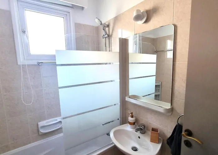 Διαμέρισμα 2 Beachside Apts, 5min Walk To Shore With Internet