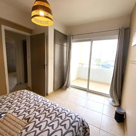2 Beachside Apts, 5min Walk To Shore With Internet Apartment *