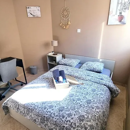 Apartment 2 Beachside Apts, 5min Walk To Shore With Internet *
