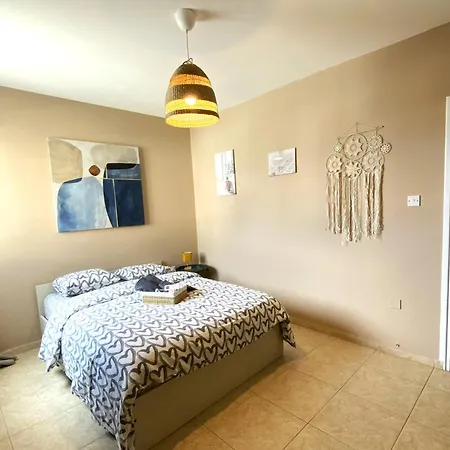 Apartment 2 Beachside Apts, 5min Walk To Shore With Internet