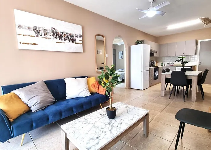 Apartment 2 Beachside Apts, 5min Walk To Shore With Internet *