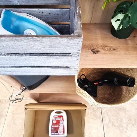 2 Beachside Apts, 5min Walk To Shore With Internet * Ларнака