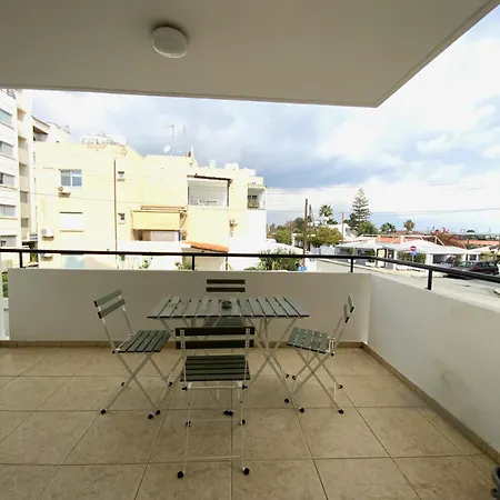 2 Beachside Apts, 5min Walk To Shore With Internet Апартаменти